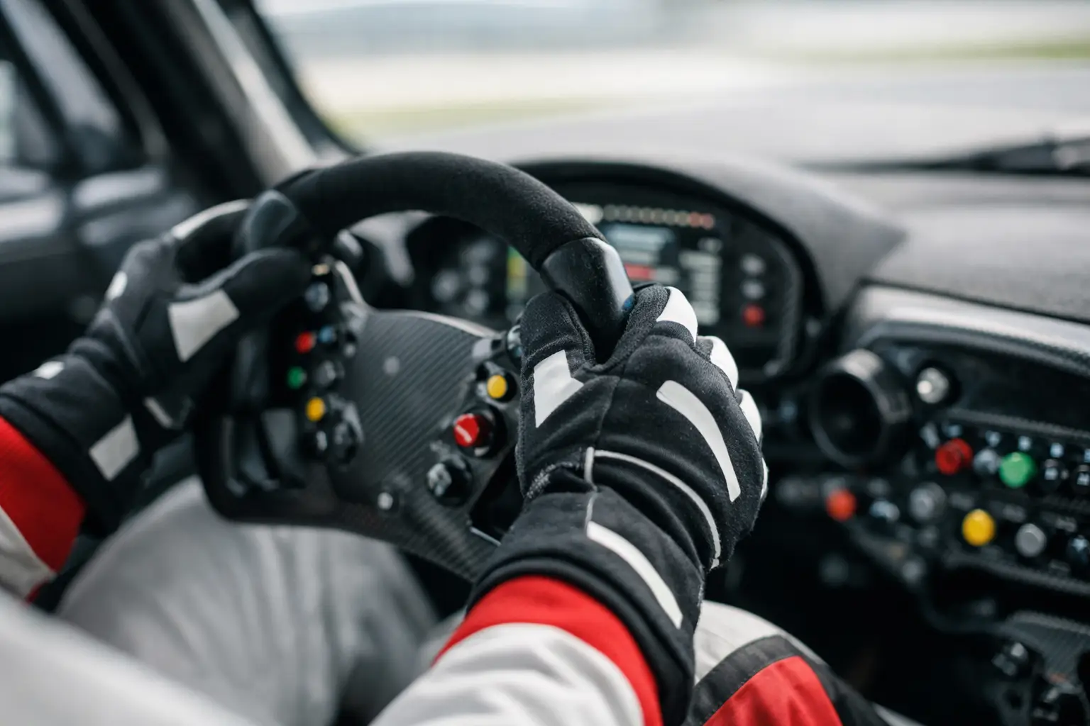 Gants FIA pour une précision parfaite au volant
